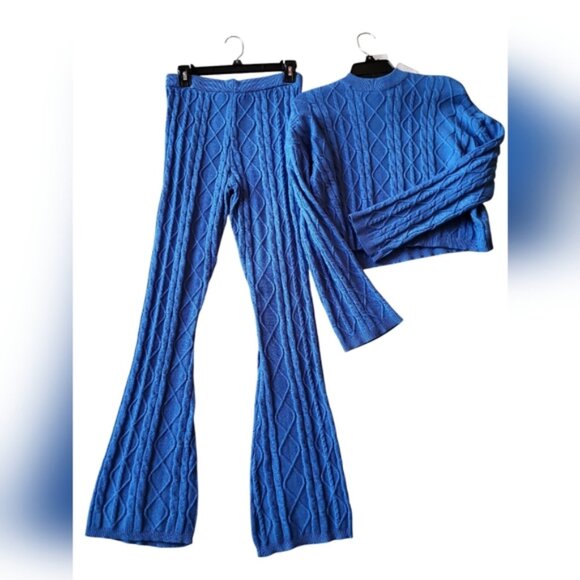 Cable Knit Passion Blue Pantsuit Loungewear Sweater Set Sz M - Picture 4 of 9